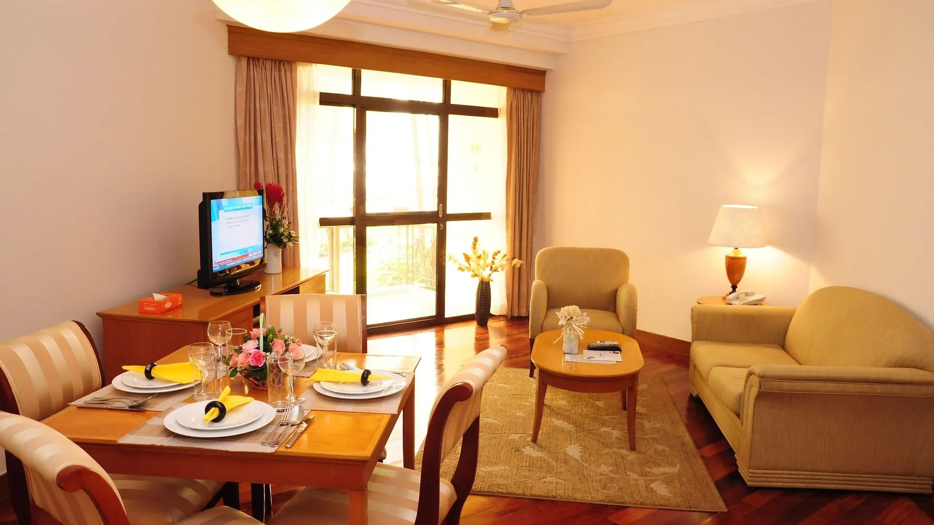 Riverside Serviced Apartments Ho Chi Minh City Aparthotel